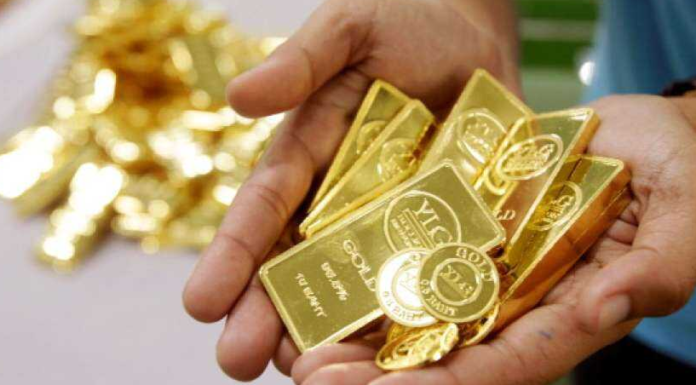 കരിപ്പൂരില് വീണ്ടും32 ലക്ഷത്തിന്റെ സ്വര്ണ്ണവേട്ട