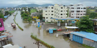 മഹാരാഷ്ട്രയില് വെള്ളപ്പൊക്കം : 28 മരണം ; കനത്ത നാശനഷ്ടം