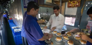 ഇന്ത്യന് റെയില്വേ പാന്ട്രികാര് നിര്ത്തലാക്കി