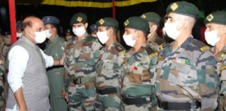 ചൈന അതിര്ത്തിയില് പ്രതിരോധമന്ത്രി ആയുധ പൂജ നടത്തും