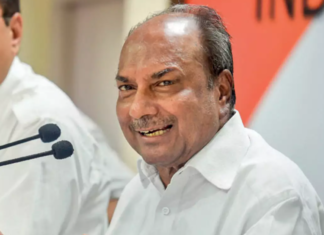 മുൻ കേന്ദ്ര പ്രതിരോധമന്ത്രി എ കെ ആന്റണിക്ക് കോവിഡ് സ്ഥിരീകരിച്ചു