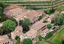 ലോകത്തിലെ ഏറ്റവും ചെലവേറിയ സെലിബ്രിറ്റി വീടുകളിൽ ഒന്ന് ഹോളിവുഡ് സൂപ്പര്താരം എയ്ഞ്ചലീന ജോളിയുടേത്