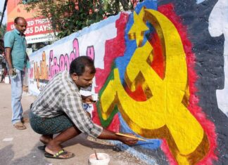 ‘വികസനത്തിന് ഒരു വോട്ട് സാമൂഹ്യമൈത്രിക്ക് ഒരു വോട്ട്’; എൽഡിഎഫ് പ്രകടന പത്രിക പുറത്തിറക്കി