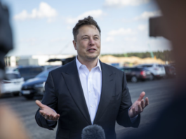 ടെസ്ല, സ്പേസ് എക്സ് സ്ഥാപകൻ ഈലണ് മസ്ക് ലോക ശതകോടീശ്വര പട്ടികയിൽ രണ്ടാം സ്ഥാനത്ത്