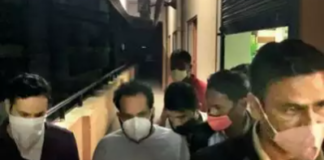 เดฌเดเดเตเดณเตเดฐเต เดฒเดนเดฐเดฟเดฎเดฐเตเดจเตเดจเต เดเตเดธเต : เดฎเดฒเดฏเดพเดณ เดธเดฟเดจเดฟเดฎเดพ เดฒเตเดเดคเตเดคเตเดเตเดเต เด
เดจเตเดตเตเดทเดฃเด