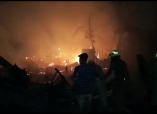 ദീപാവലി ആഘോഷത്തിനിടെ കൊല്ക്കത്തയില് വന് തീപിടിത്തം