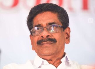 ‘സംസ്ഥാനം മുഴുവന് തന്നെ ബലാത്സംഗം ചെയ്തുവെന്ന് വിലപിച്ചുകൊണ്ടിരിക്കുന്നവരാണ് ആ സ്ത്രീ ‘ മുല്ലപ്പള്ളിയുടെ സ്ത്രീവിരുദ്ധ പരാമര്ശം വിവാദമായി