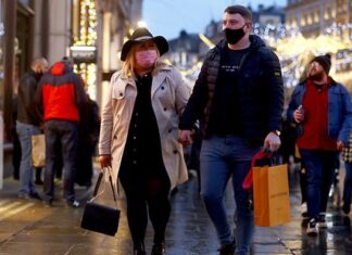 ജനിതക മാറ്റം സംഭവിച്ച കൊവിഡ് വൈറസിന്റെ മൂന്നാമത് ഒരു സ്ട്രെയിന് കൂടി ബ്രിട്ടണില് കണ്ടെത്തി