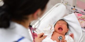 ജനനനിരക്ക് വർദ്ധിപ്പിക്കുന്നതിനായി കൃത്രിമ ഇന്റലിജൻസ് നൽകുന്ന മാച്ച് മേക്കിംഗ് സ്കീമുകൾക്ക് ധനസഹായം നൽകാനൊരുങ്ങി ജപ്പാൻ