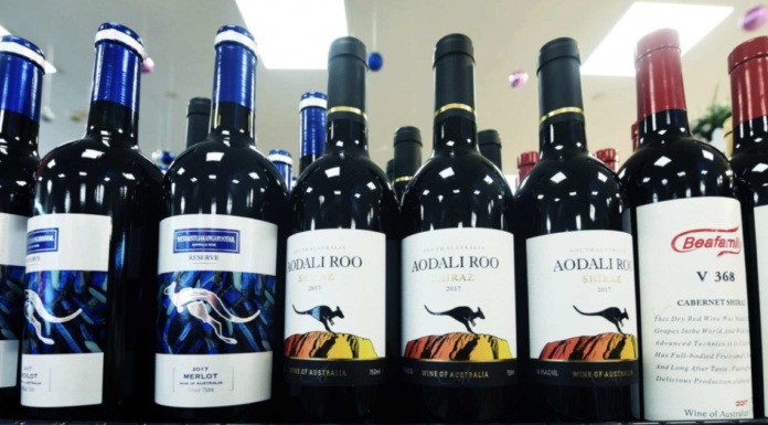 ചൈനക്കെതിരെ ലോകമെമ്പാടുമുളള പൗരന്മാര് ഒസ്ട്രേലിയന് വൈന് വാങ്ങിക്കാന് ലോകത്തോട് ആഹ്വാനം ചെയ്തു