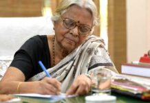 സുഗത കുമാരിക്ക് കോവിഡ് ബാധിച്ച് മെഡി. കോളേജില് പ്രവേശിപ്പിച്ചു