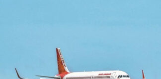 ടിക്കറ്റ് കൈവശമുള്ള യാത്രക്കാർക്ക് ബോർഡിങ് നിഷേധിച്ചതിന് എയർ ഇന്ത്യയ്ക്ക് 10 ലക്ഷം രൂപ പിഴ