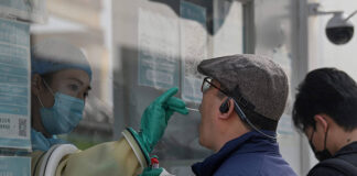 അയർലണ്ട് കോവിഡ് -19ന്റെ മറ്റൊരു തരംഗത്തിന്റെ മധ്യത്തിൽ