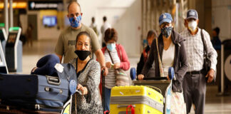 യൂറോപ്പ് നിർബന്ധിത മാസ്ക് ധരിക്കൽ ഉപേക്ഷിച്ചിട്ടും ഈ 14 രാജ്യങ്ങൾ ഫ്ലൈറ്റുകളിൽ മാസ്ക് ധരിക്കൽ നിബന്ധന തുടരുന്നു