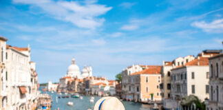 ഈ അവധിക്കാലത്ത് യൂറോപ്പിലേക്കുള്ള യാത്രയിൽ അറിഞ്ഞിരിക്കേണ്ട ഓരോ EU/ഷങ്കൻ രാജ്യത്തിനും വേണ്ടിയുള്ള നിലവിലെ കോവിഡ് നിയമങ്ങൾ