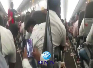 ആകാശച്ചുഴിയില്പെട്ട വിമാനത്തെ പറക്കാൻ അനുവദിച്ചതിനു രണ്ട് സ്പൈസ് ജെറ്റ് ഉദ്യോഗസ്ഥര്ക്കെതിരെ നടപടി