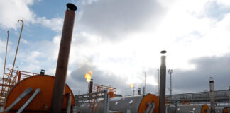 യൂറോപ്യന് യൂണിയനിലുടനീളം റഷ്യയില് നിന്നുള്ള എണ്ണ ഇറക്കുമതിക്ക് ഉടൻ നിരോധനം