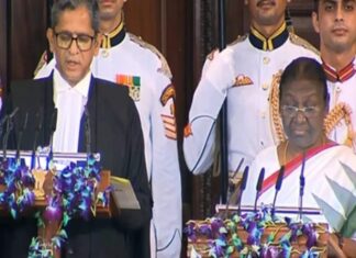 രാജ്യത്തിന്റെ 15-ാം രാഷ്ട്രപതിയായി ദ്രൗപദി മുർമു അധികാരമേറ്റു