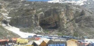 അമർനാഥിലെ പ്രളയത്തിൽ കുടുങ്ങിയവരെ രക്ഷപ്പെടുത്താനുള്ള ശ്രമം തുടരുന്നു; 15,000ഓളം പേരെ സുരക്ഷിത ക്യാമ്പുകളിലേക്ക് മാറ്റി