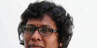 പതിനെട്ടാമത്തെ വയസ്സിൽ കള്ളക്കേസിൽ കുടുക്കി ജയിലിലടച്ച മഹതിയാണ് ശ്രീലേഖ: ബിന്ദു അമ്മിണി