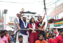 ഭരിക്കുന്ന പാർട്ടിയുടെ കൊടിയും പിടിച്ച് ജാഥ നയിക്കുന്നത് നീതി ന്യായ വ്യവസ്ഥയോടുള്ള വെല്ലുവിളി; ചിന്ത ജെറോമിനെതിരെ ഗവർണർക്ക് പരാതി നൽകി