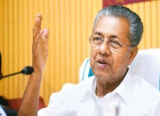 വിഴിഞ്ഞം സമരത്തെ തള്ളി മുഖ്യമന്ത്രി; പദ്ധതി കാരണം സമീപത്ത് തീര ശോഷണം ഉണ്ടാകില്ലെന്ന് വിശദീകരണം