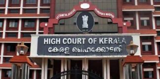 സിവിക് ചന്ദ്രന് മുൻകൂർ ജാമ്യം നൽകിയ കേസിലെ വിവാദ പരാമർശത്തിൽ സ്ഥലം മാറ്റിയതിനെതിരെ  ജഡ്ജി ഹൈക്കോടതിയിൽ