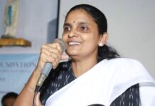 കിഴക്കമ്പലം ട്വന്റി ട്വന്റി പ്രവർത്തകൻ്റെ കൊലപാതകത്തിൽ ജഡ്ജി ഹണി എം വർഗീസിനെതിരെ ഹൈക്കോടതി നടത്തിയ പരാമർശത്തിൽ സുപ്രീം കോടതിക്ക് അതൃപ്തി