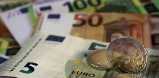 യൂറോ സോൺ മാന്ദ്യത്തിലേക്ക് കടക്കാൻ സാധ്യത