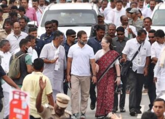ഭാരത് ജോഡോ യാത്രയിൽ രാഹുല്ഗാന്ധിക്കൊപ്പം സോണിയാ ഗാന്ധിയും