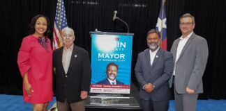 മിസ്സോറി സിറ്റി മേയർ തിരഞ്ഞെടുപ്പ്: വിജയം സുനിശ്ചിതമാക്കി റോബിൻ ഇലക്കാട്ട്