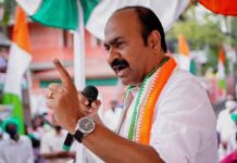 മുഖ്യമന്ത്രിയുടെ വിദേശ യാത്ര സുതാര്യമല്ല: വി ഡി സതീശൻ