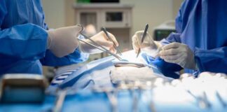 വയറിനുള്ളിൽ കുടുങ്ങിയ കത്രികയുമായി യുവതി ജീവിച്ചത് 5 വർഷം; അന്വേഷണം പൂർത്തിയായില്ല