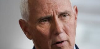 അമേരിക്കൻ മുൻ വൈസ് പ്രസിഡന്റ് മൈക്ക് പെൻസിന്റെ വസതിയിൽ നിന്ന് രഹസ്യരേഖകൾ കണ്ടെത്തി