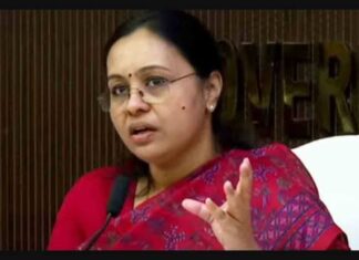 പണം കൊടുത്താൽ പരിശോധനയില്ലാതെ ഹെൽത്ത് കാർഡ് റെഡി; ആരോഗ്യമന്ത്രി നടപടിക്ക് നിർദേശം നൽകി