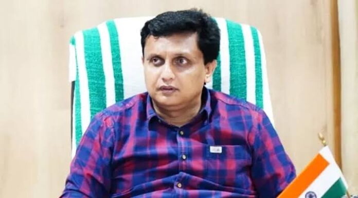 അമിത് ഷാ കേരളത്തിലെ ജനത്തെ അപമാനിക്കുന്നു,പ്രസ്താവന തിരുത്തി മാപ്പ് പറയണം: മന്ത്രി പി എ മുഹമ്മദ് റിയാസ്
