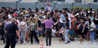 ഡാളസിലെ അലൻ മാളില് വെടിവയ്പ്പ്: അക്രമിയുൾപ്പെടെ 9 പേര് കൊല്ലപ്പെട്ടു -പി പി ചെറിയാൻ