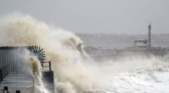 ഇഷ കൊടുങ്കാറ്റ്: 27 കൗണ്ടികൾക്ക് ഓറഞ്ച് വിൻഡ് അലേർട്ട്
