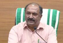 സുപ്രീംകോടതിയെ സമീപിച്ചതോടെ കേരളത്തെ കേന്ദ്രം ഭീഷണിപ്പെടുത്തുന്നു: കെ എൻ ബാലഗോപാൽ