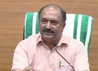 സുപ്രീംകോടതിയെ സമീപിച്ചതോടെ കേരളത്തെ കേന്ദ്രം ഭീഷണിപ്പെടുത്തുന്നു: കെ എൻ ബാലഗോപാൽ