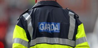 เดเดพเตผเดก เดฑเดฟเดเตเดฐเตเดเตเดเตโเดฎเตเตปเตเดฑเต: 6,300-เดฒเดงเดฟเดเด เด
เดชเตเดเตเดทเดเตผ, 35 เดตเดฏเดธเตเดธเดฟเดจเต เดฎเตเดเดณเดฟเตฝ 2,300 เดชเตเตผ