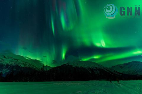 Girdwood_Northern_Lights_Selects Northern Lights_Winter22 (2)_0