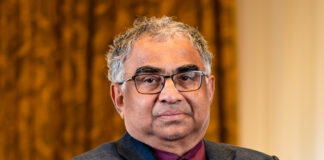 പ്രൊ. ശ്രീനിവാസ് ആർ. കുൽക്കർണിക്ക് ജ്യോതിശാസ്ത്രത്തിലെ അഭിമാനകരമായ ഷാ പുരസ്കാരം