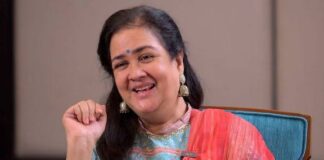 അമ്മ സ്റ്റാർ നൈറ്റ് നടത്താനുള്ള സംഘടനയല്ല; രഞ്ജിത്തിനെതിരായ ആരോപണത്തെ നിസ്സാരവത്കരിക്കരുതെന്ന് ഉർവശി