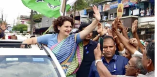 പ്രിയങ്കയ്ക്ക് 4 ലക്ഷത്തിലധികം വോട്ടുകളുടെ റെക്കോഡ് ഭൂരിപക്ഷം; രാഹുല് മാങ്കൂട്ടത്തിലിനും, യു ആര് പ്രദീപിനും വിജയം