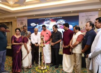 ട്യൂണിനൊപ്പം പാട്ടെഴുതുന്നത് ഗാനങ്ങളുടെ മഹത്വത്തിനെ നശിപ്പിക്കുന്നു- കെ.ജയകുമാർ ഐ.എ.എസ്; അവിരാച്ചൻ്റെ സ്വന്തം ഇണങ്ങത്തി എന്ന ചിത്രത്തിൻ്റെ മ്യൂസിക്ക് ലോഞ്ചിംഗിൽ തുറന്നു പറച്ചിൽ