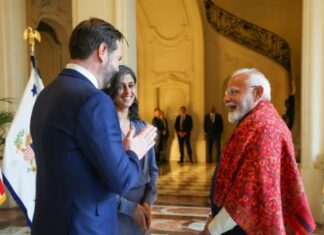 ജെഡി വാൻസിന്റെ ഇന്ത്യൻ സന്ദർശനത്തിൽ പ്രതീക്ഷയർപ്പിച്ചു എച്ച്-1 ബി വിസക്കാർ