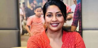 മുല്ലപ്പൂ കൊണ്ടുപോയതിന് നവ്യാ നായർക്ക് ഓസ്ട്രേലിയയിൽ ഒന്നേകാൽ ലക്ഷം രൂപ പിഴ