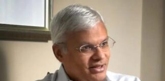 രഹസ്യരേഖകൾ വീട്ടിൽ സൂക്ഷിച്ചു; ആഷ്ലി ടെല്ലിസിനെതിരെയുള്ള കേസ് തുടരും