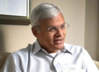 രഹസ്യരേഖകൾ വീട്ടിൽ സൂക്ഷിച്ചു; ആഷ്ലി ടെല്ലിസിനെതിരെയുള്ള കേസ് തുടരും